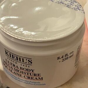 KIEHL’S Ultra Body Mega Moisture Squalane Cream KIEHL’S BODY LOTION